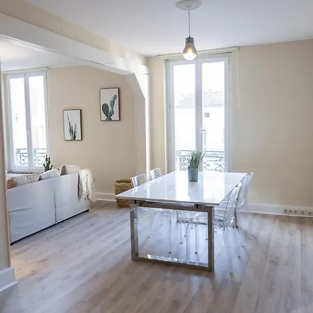 « verde » Au Coeur D'agen Apartment
